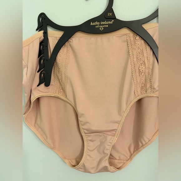 Kathy Ireland Women's Peach Briefs 2XL - Picture 3 of 4